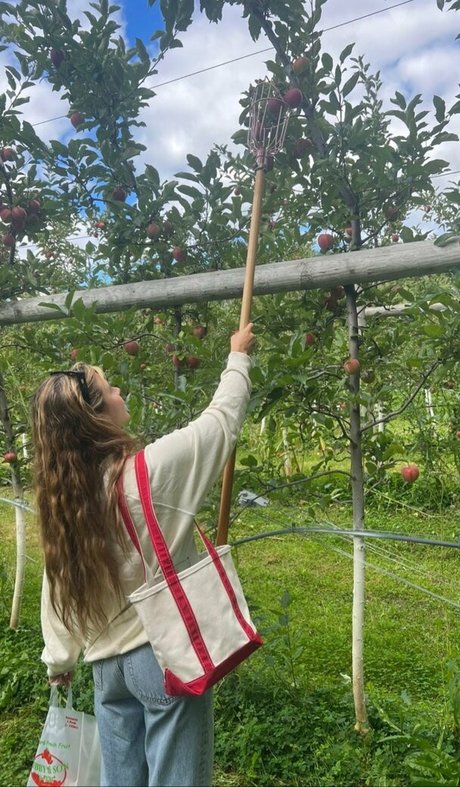 Genevieve Hannelius onlyfans porn