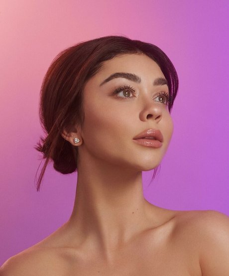 Sarah Hyland onlyfans leak ass