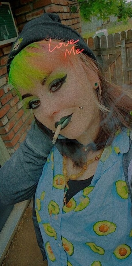 monsterbun42 onlyfans strip