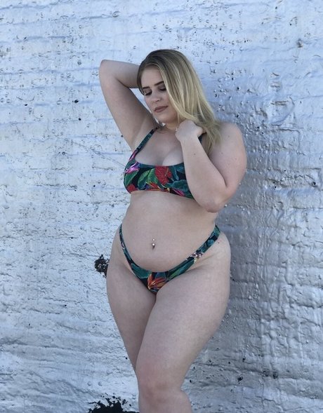 Sophie Turner only fans