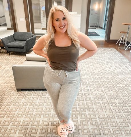 Sophie Turner onlyfans leakes