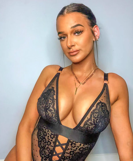 Louiseereid is on onlyfans