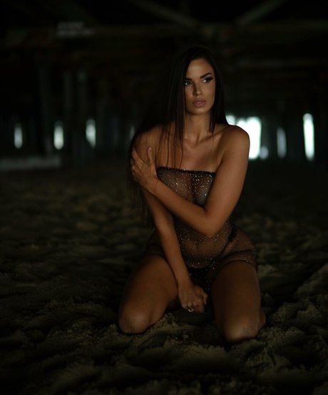 Ivana Knoll onlyfans naked