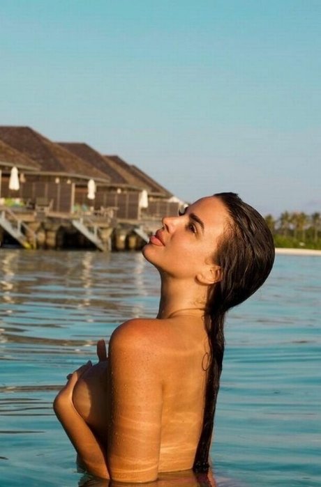 Ivana Knoll tits onlyfans