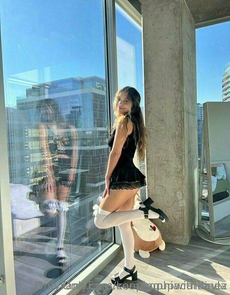 sophiacardinez onlyfans leaj