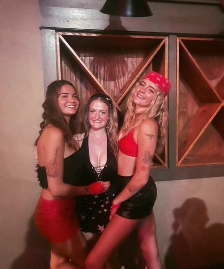 Katie Gilmore naked onlyfans pics