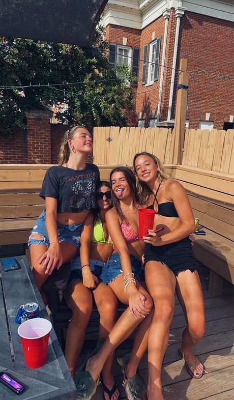 Katie Gilmore onlyfans naked leaks