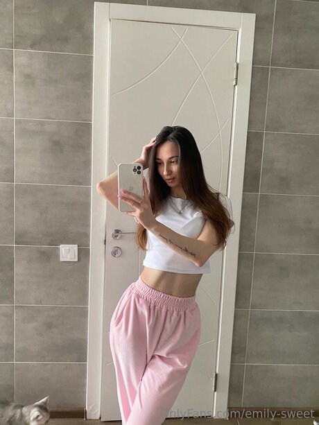 Emily Sweet new onlyfans