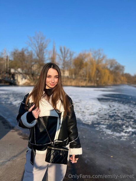 Emily Sweet onlyfans sex leaked