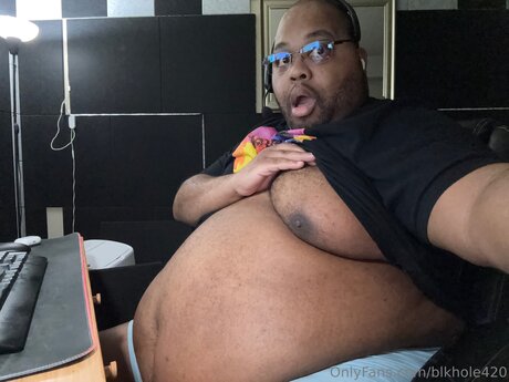 Blkhole420 on onlyfans