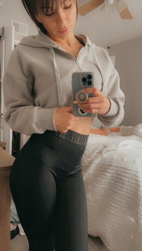 Lana Chairez onlyfans keak