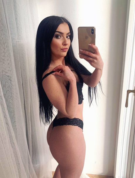 belladiablo onlyfans leaked free