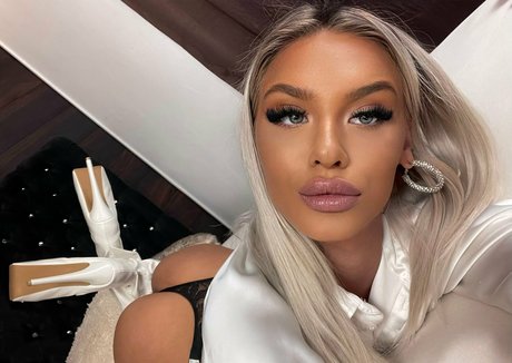 julietaylor onlyfans naked leaks