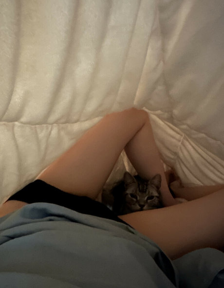 asuna strip onlyfans