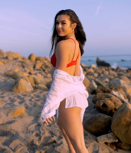 Lauren Gibson onlyfans strip