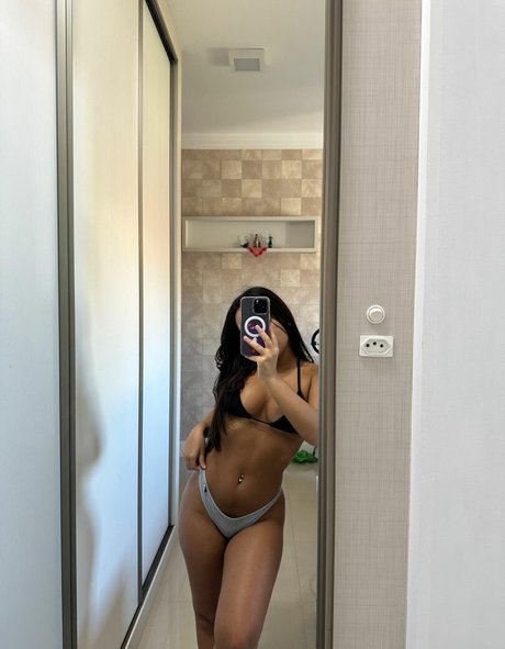 ferrerr emily only fans naked