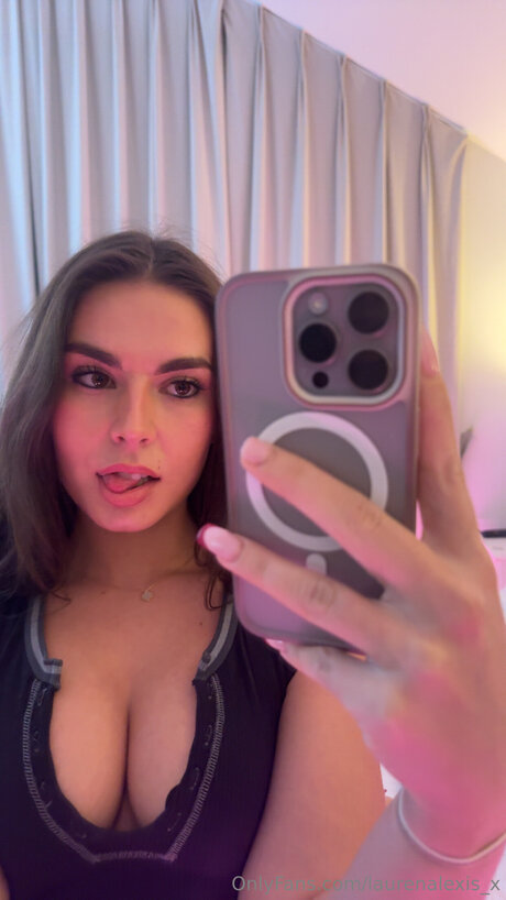 laurenalexis x onlyfans nude photos