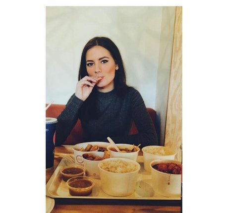 Alma Tandrup onlyfans nude leaks