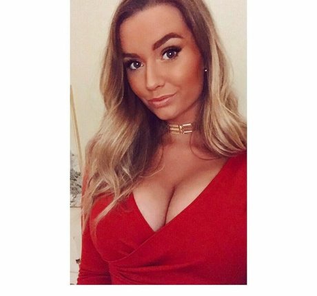 Alma Tandrup onlyfans photo