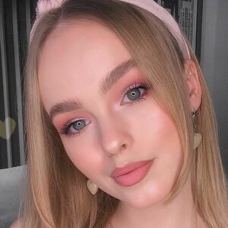 Lumoore onlyfans xxx