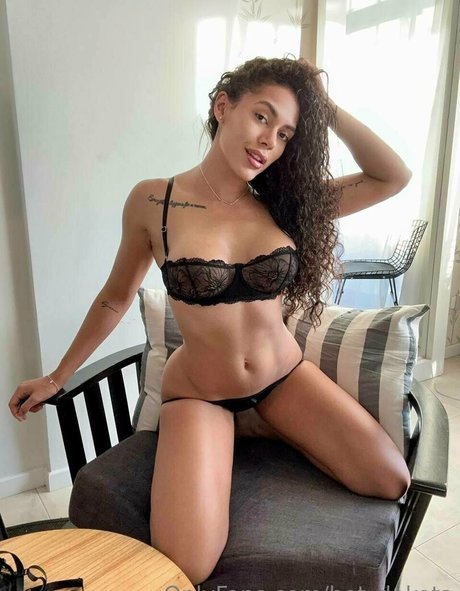 hottest nude onlyfans adult snapshot