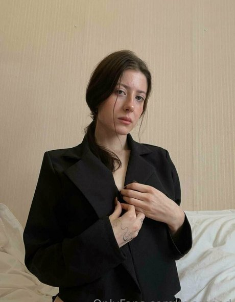 miareeed onlyfans naked leaks