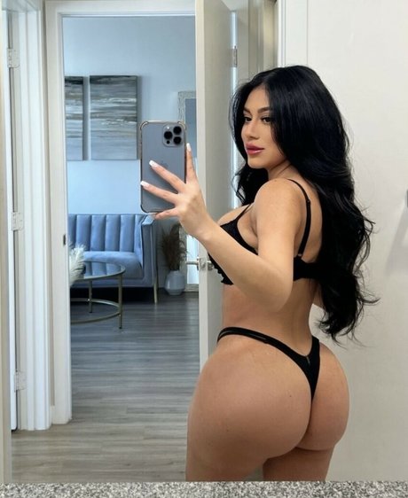 Ashlee Kim onlyfans leaked