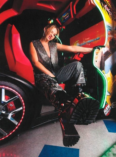 mature big tits onlyfans hot naked plate