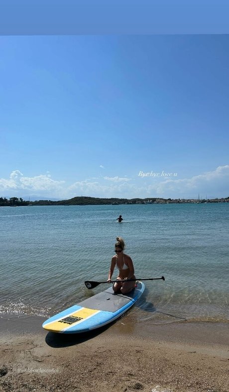 big tits curvy onlyfans hot porn depiction