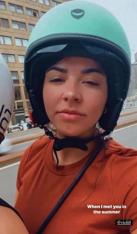 Anna Rebellato onlyfans leak