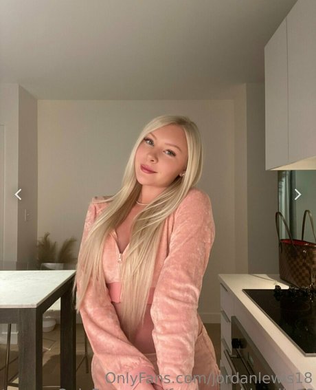 jordanlewis18 onlyfans content