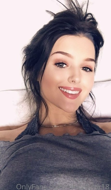 jordanlewis18 onlyfans leaked pics