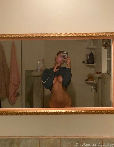 Tyybabyy onlyfans naked leaks