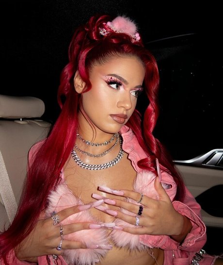 badmomzjay onlyfans nude pictures