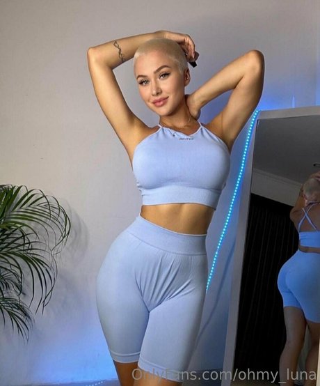 ohmy luna naked only fans