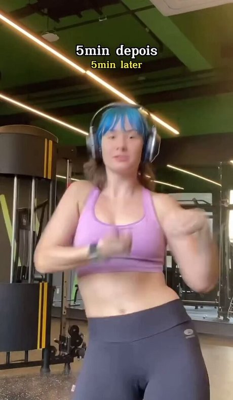 Julia K Barni Profile image