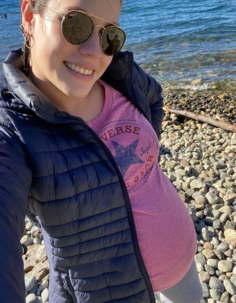 aprilbigass only fans pic