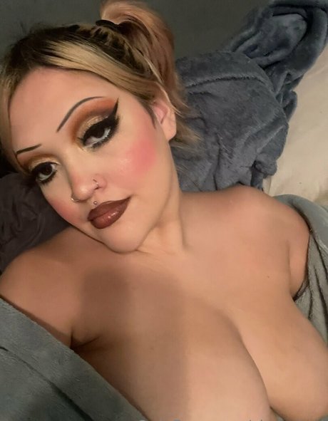 sirenslust nude on onlyfans