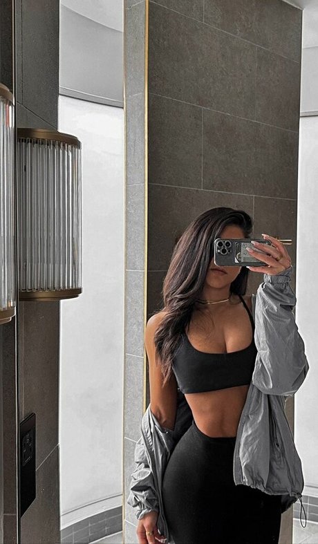 Leah Shutkever onlyfans leaks free