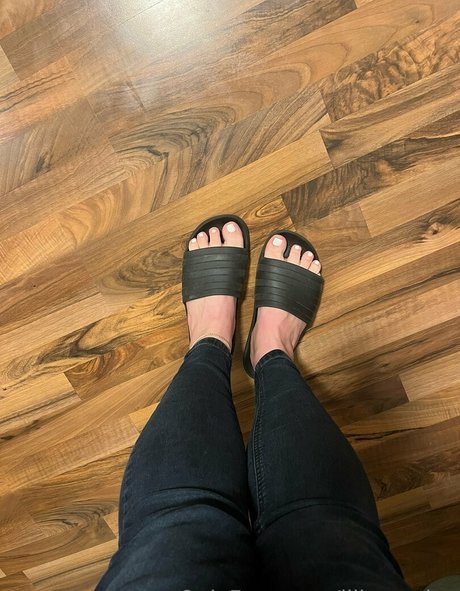 lillysunday onlyfans photos