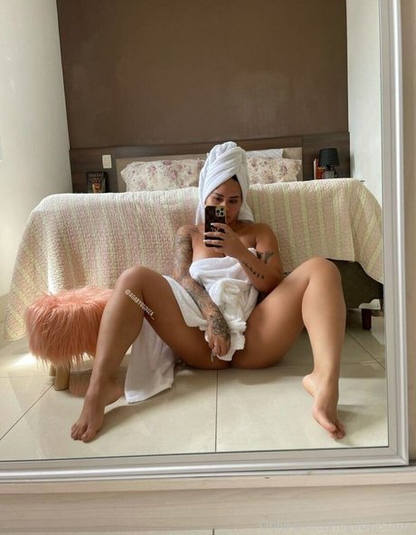 Gaby Souza onlyfans nudes leaks