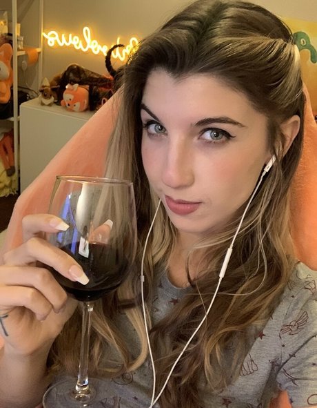 curvy milf onlyfans hot naked archive