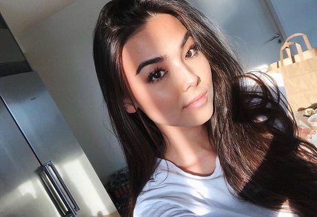 MichelleR only fans pics