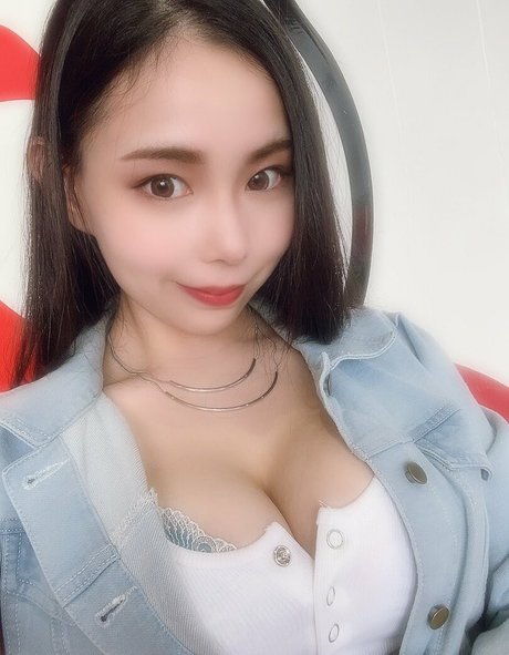 Yuria Yoshine only fans nude leaks