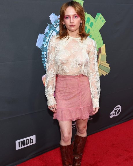 Alexis G Zall onlyfans nude pictures