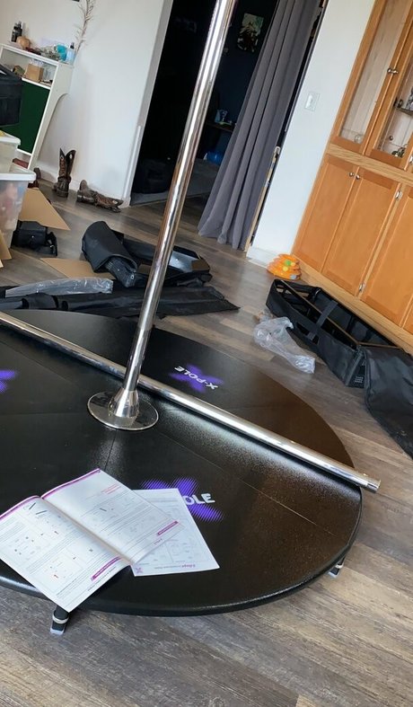 vixenshelbyfree onlyfans model images