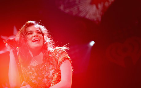 Hailee Steinfeld naked onlyfans