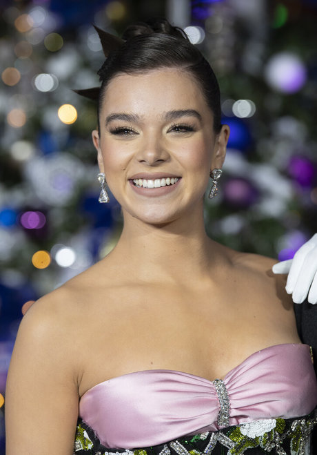 Hailee Steinfeld porn only fans