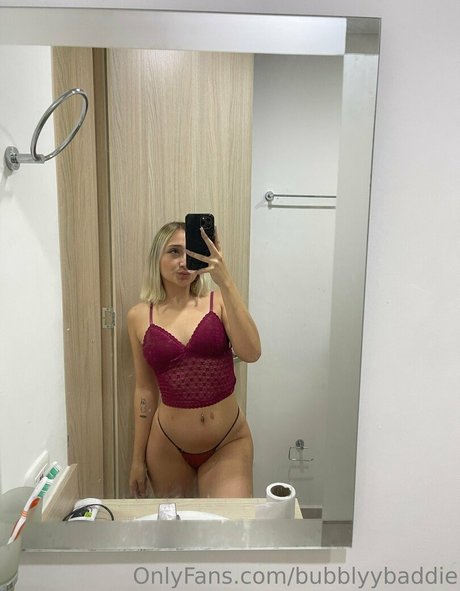 bubblyybaddie nude onlyfans
