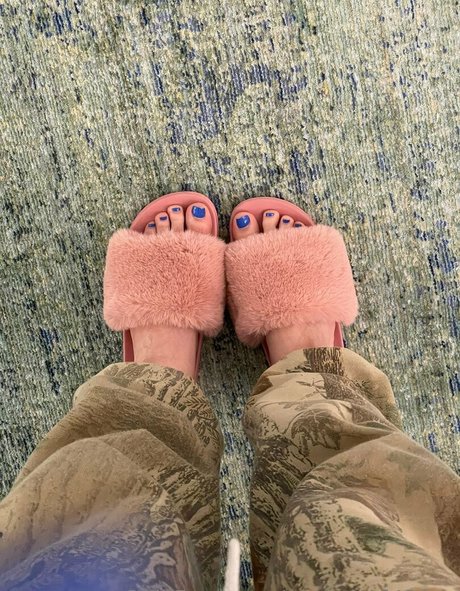 xxpissgirl420xx leak onlyfans